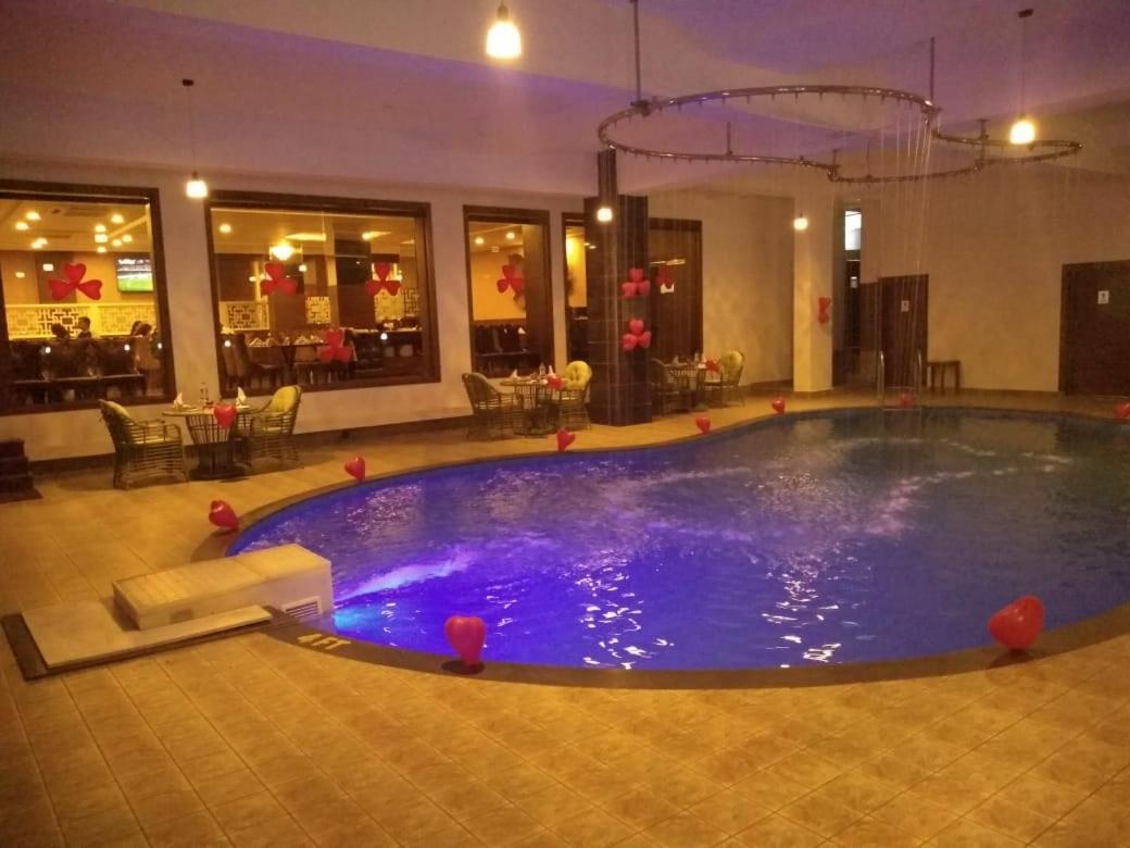 Hotel The Fern Residency, Bhuj Zewnętrze zdjęcie