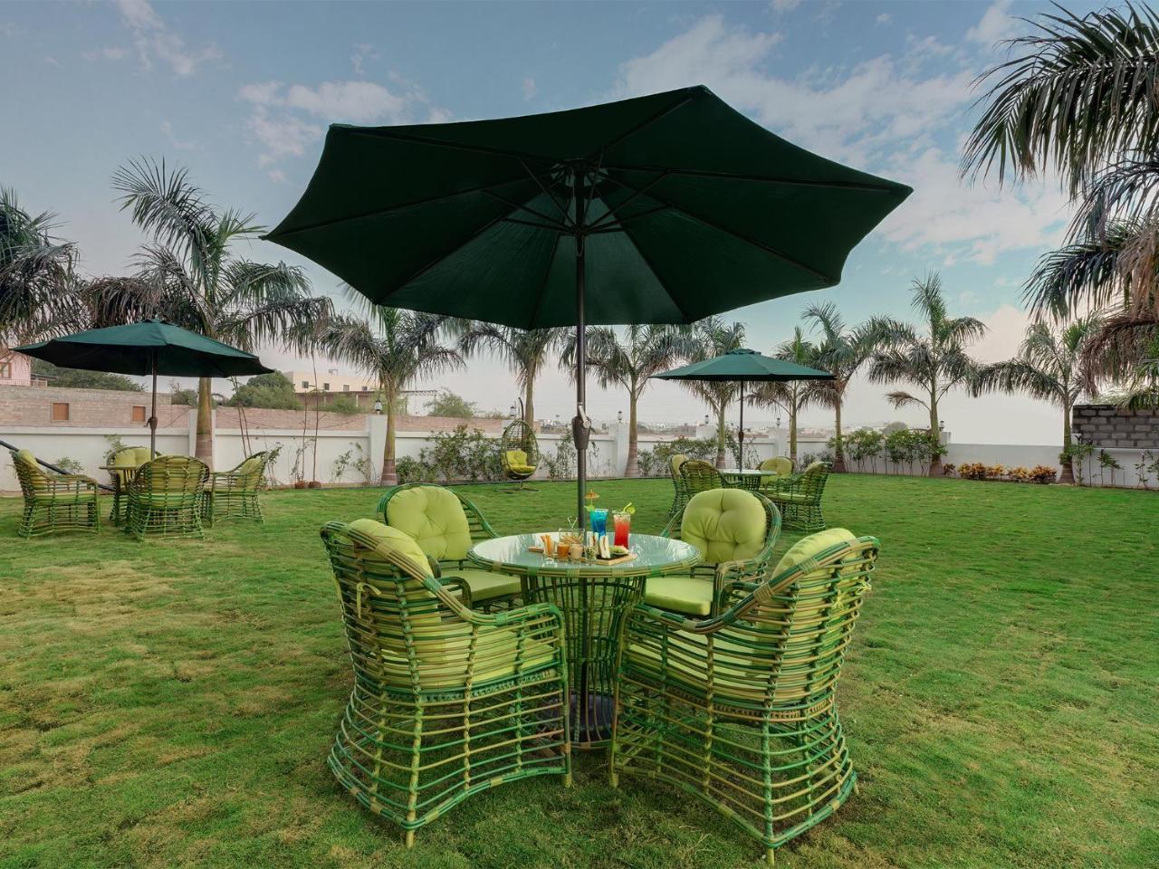 Hotel The Fern Residency, Bhuj Zewnętrze zdjęcie